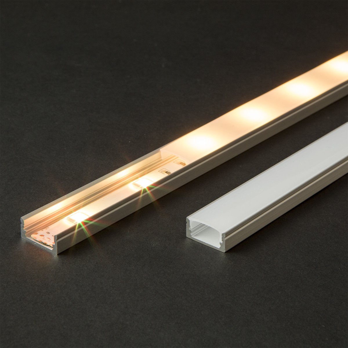 Opale Afdekking voor LED Aluminium Profiel 41010A1 - 1 Meter - Polycarbonaat [41010M1]
