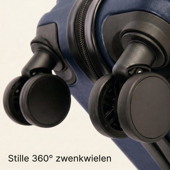 Close-up van de stille 360° zwenkwielen van een donkerblauwe koffer.