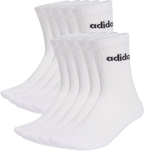 Wit Adidas sokken met zwart logo.