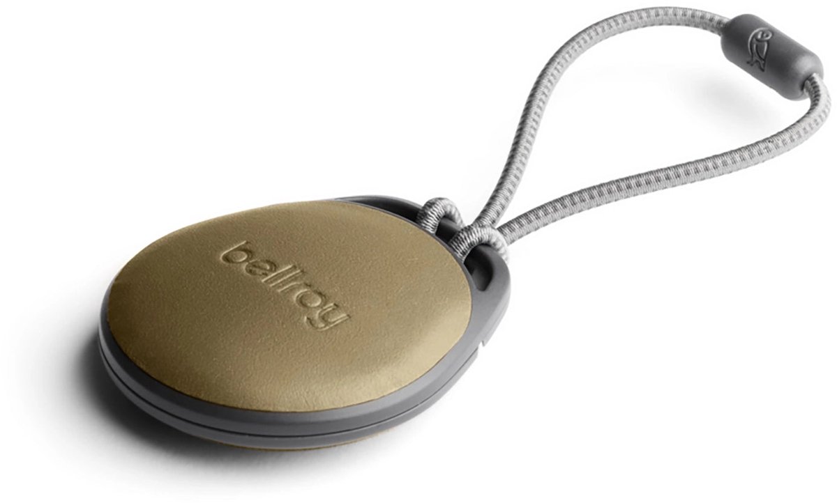 Bellroy Tag hoesje AirTag – Premium lederen afwerking – Extra duurzaam met beschermend polymeer – Flexibel gebruik door elastisch koord - Beige