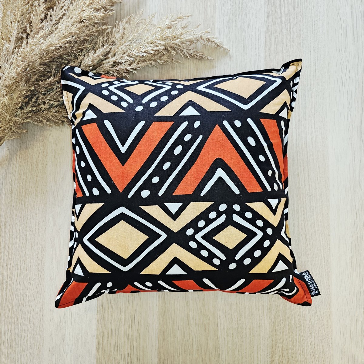 Mashona Collections Set van 2 Decoratieve Kussenhoesen | 45x45cm | African Print Inspired Print Cushion Cover BEIGE ORANGE WHITE