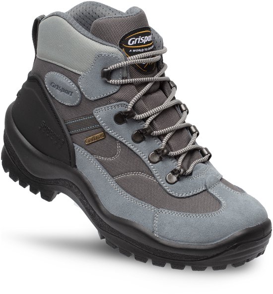Chaussure de randonnée Grisport, daim bleu clair et textile gris, avec semelle noire et lacets.