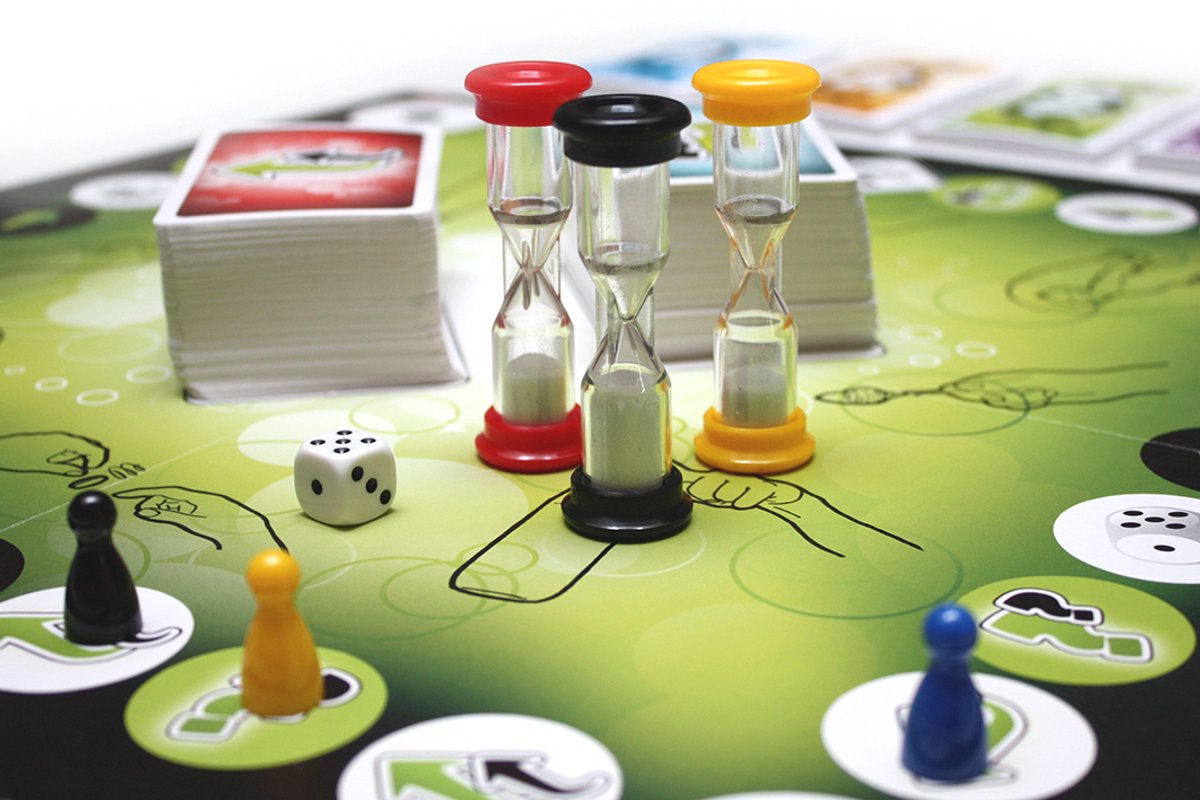 Tactic Wedden Dat Je Het Kan? - Bordspel - Familiespel - Partyspel - Denk- en Doe Opdrachten - Wedden met Speelgeld - 300 Kaarten - Met Junioropdrachten - 3 tot 6 Spelers - Vanaf 8 Jaar — afbeelding 11