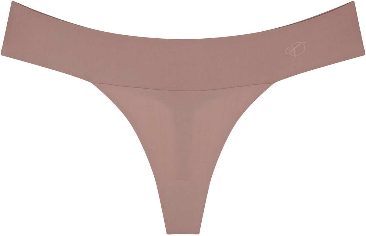 Triumph String Red Label Body Make-Up Illusion