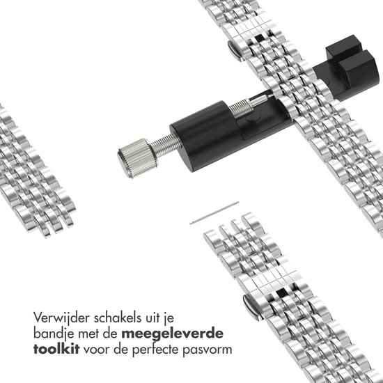 Een zilverkleurig stalen schakelbandje en een tool om schakels te verwijderen, met de tekst 'Verwijder schakels uit je bandje met de meegeleverde toolkit voor de perfecte pasvorm'.