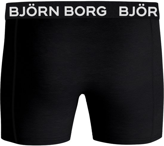 Zwarte Björn Borg boxer met witte merknaam op de elastische band.