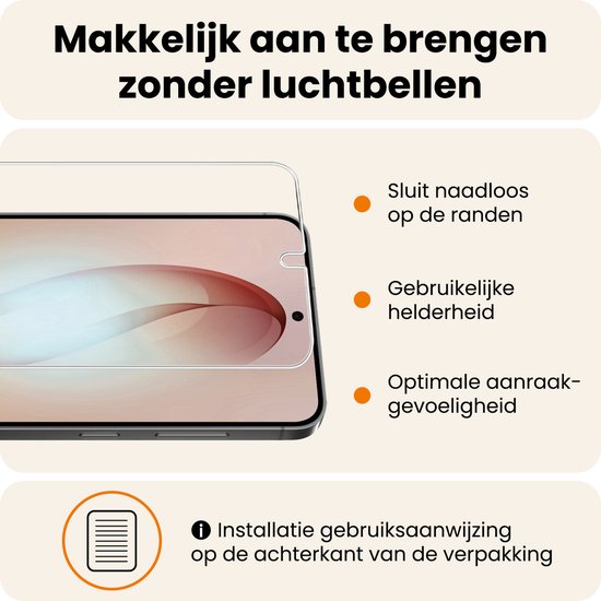 Screenprotector die naadloos op de randen past, met uitleg over installatie.