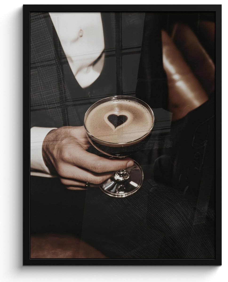 FrameYourWall Fotolijst inclusief poster - Posterlijst 50x70 cm - Posters - Hartje - Cocktail - Espresso Martini - Hand - Foto in lijst - Keuken decoratie muur - Wanddecoratie accessoires - Muurdecoratie - Schilderijen