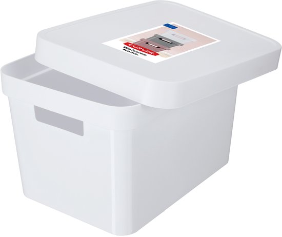 Een witte Curver Infinity opbergdoos met een deksel dat op een kier staat, met een productlabel.