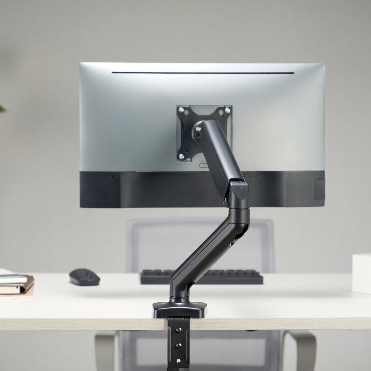 Allteq Enkele monitor arm - Draaibaar - 17 t/m 32 inch thumbnail 5