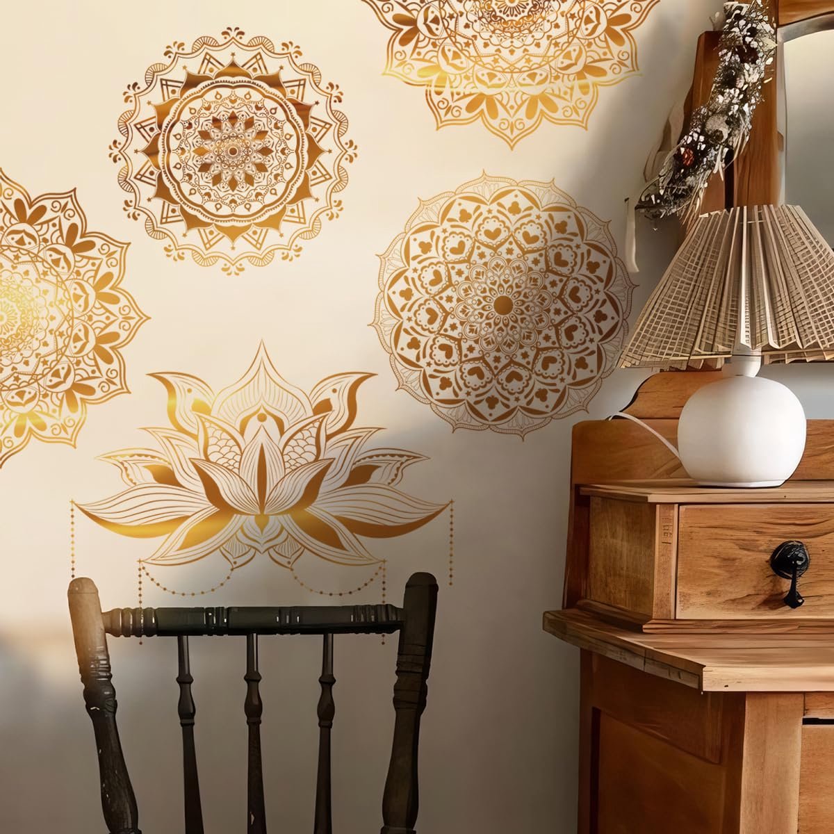 Ibenzoa® Mandala Wandstickers in Boho-Stijl voor Slaapkamer, Woonkamer en Yogaruimte, Goudkleurige Lotusbloemen