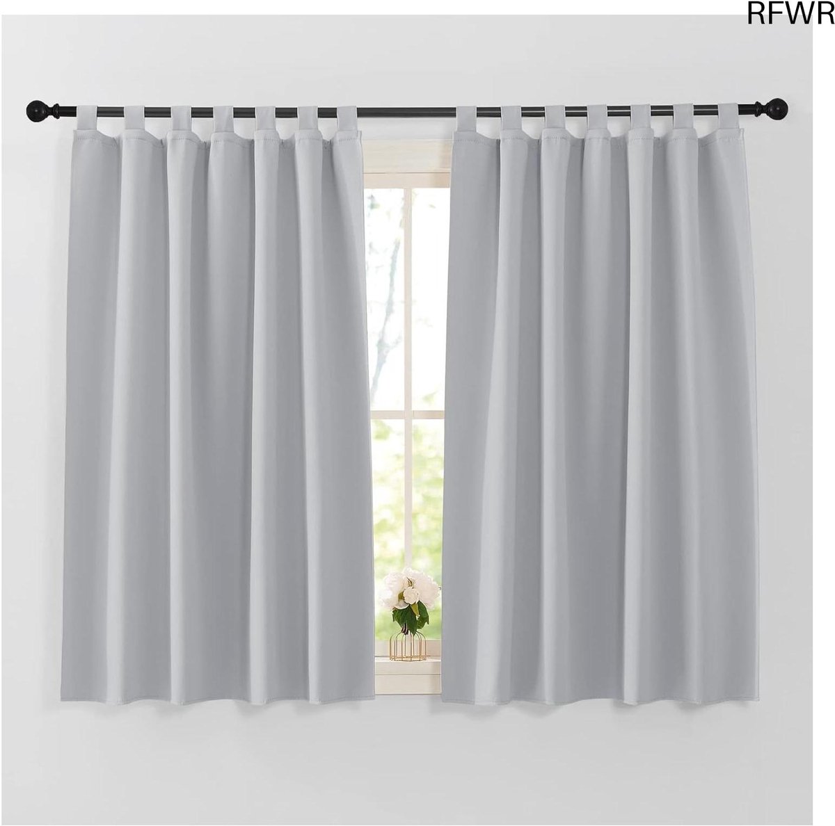 RFWR® Verduisterende Gordijnen met Lussen - Thermische Isolatie voor Woonkamer en Slaapkamer - 2 Stuks, 140x137cm, Zilvergrijs