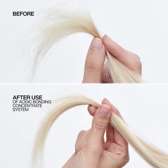 Photo avant-après d'une mèche de cheveux blonds, beaucoup plus saine et brillante après utilisation.