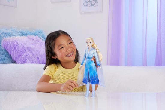 Disney Frozen Celebration Elsa Fashion Doll — afbeelding 4
