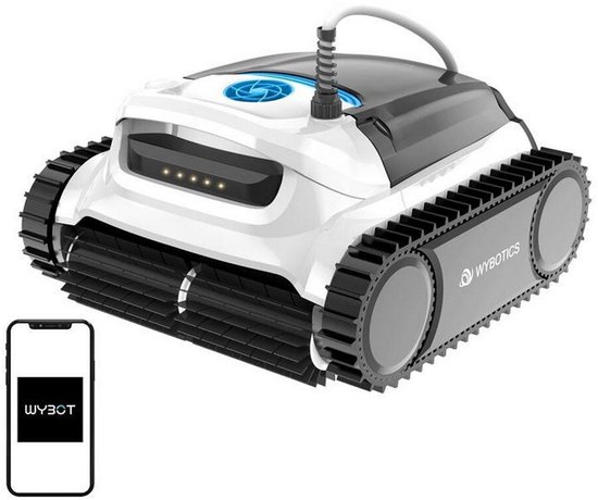 Witte en grijze Wybot zwembadrobot met rupsbanden, met een smartphone ernaast.