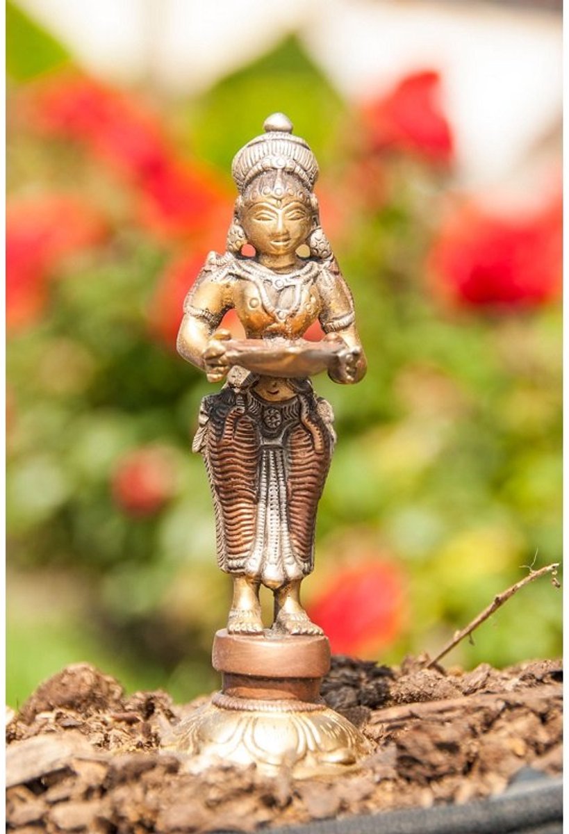 Lakshmi messing staand 14,5 cm