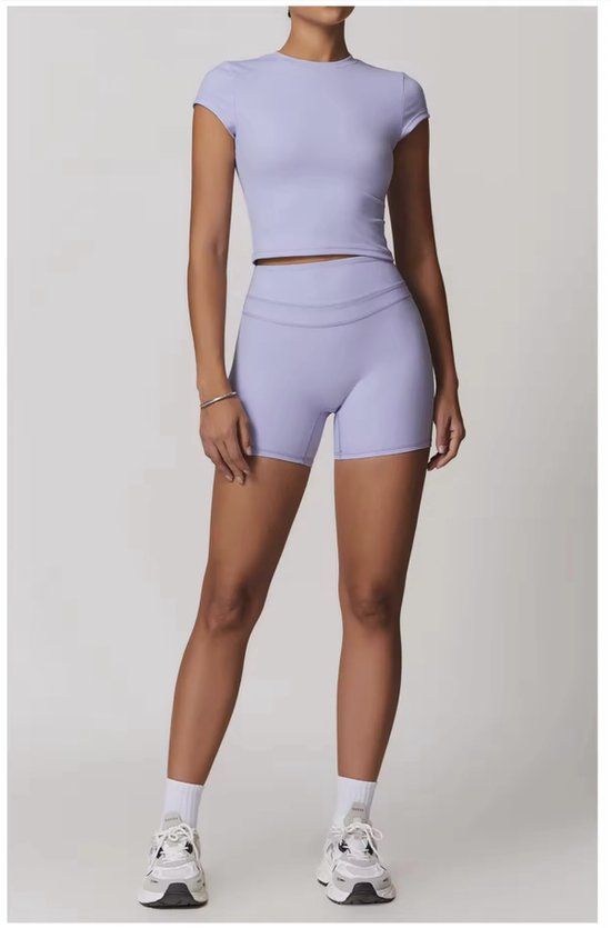 Set de sport Eclipse - Taille S - Lilas - Ensemble de sport 5 pièces avec soutien-gorge, haut à manches courtes, haut à manches longues, legging taille haute et short - Violet - Sans coutures et coupe Comfort