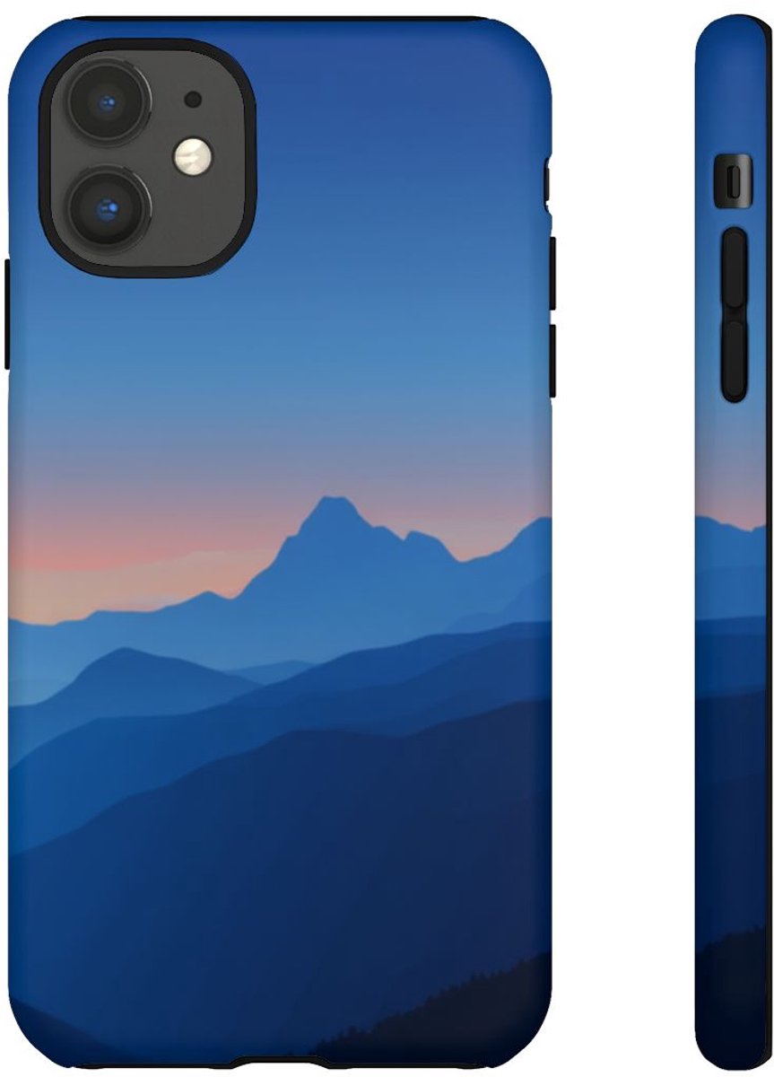 Sprookjesachtige Bergen bij Zonsopkomst – Telefoonhoesje Geschikt voor iPhone 11