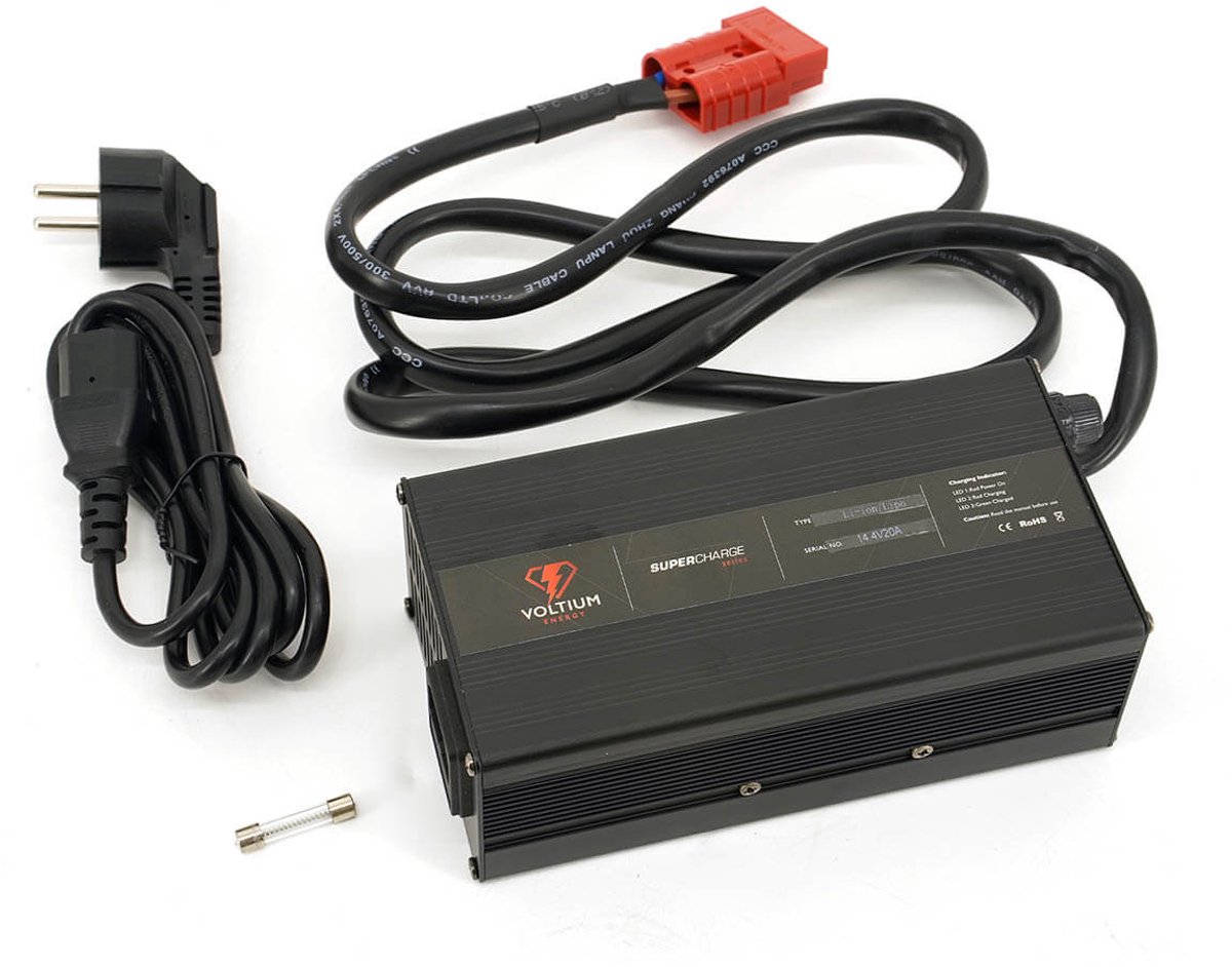 Voltium Energy Acculader 12V - 6A