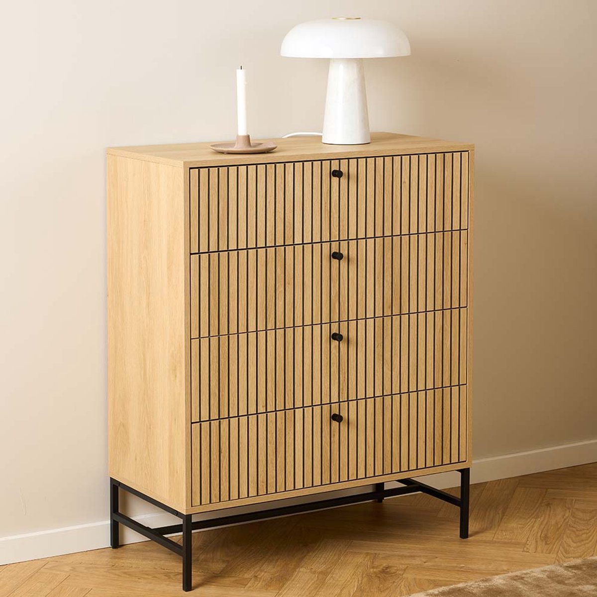 Commode 4 Lades Hazel Eik