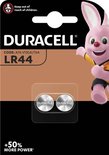 Duracell LR44 batterijen, A76/V13GA/76A, in bruine en zwarte verpakking met roze konijn.