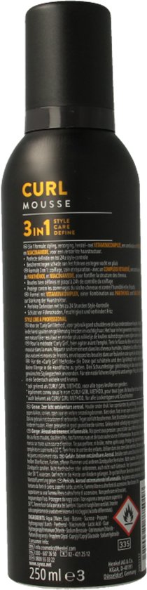 Zwarte spuitbus met gele en witte tekst, 'CURL MOUSSE 3IN1 STYLE CARE DEFINE'.