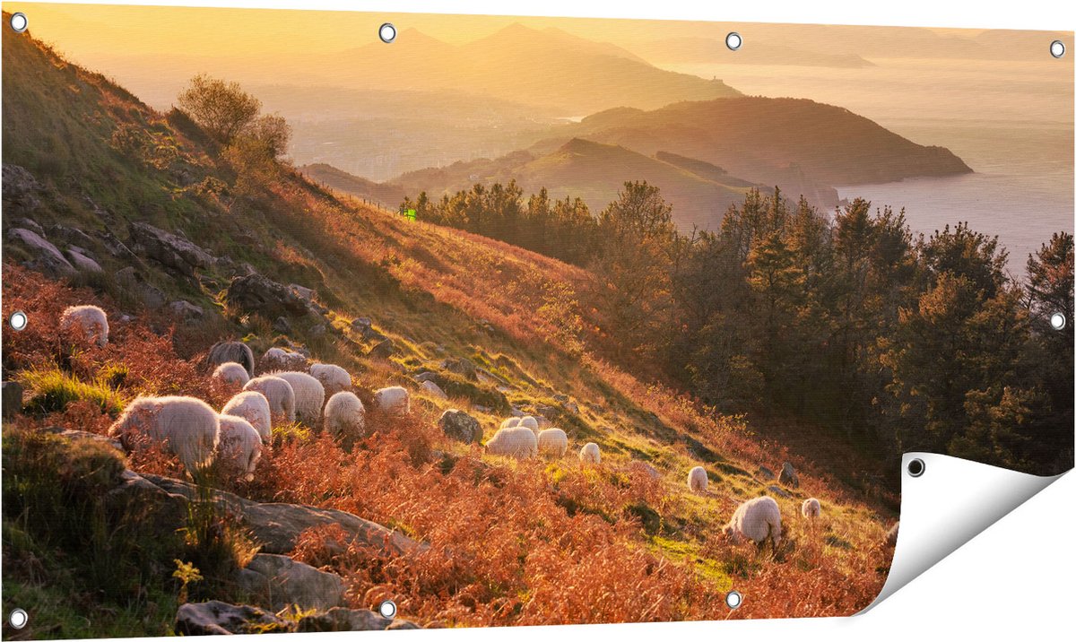 Gards Tuinposter Schapen in de Bergen - 120x60 cm - Tuindoek - Tuindecoratie - Wanddecoratie buiten - Tuinschilderij Multikleur