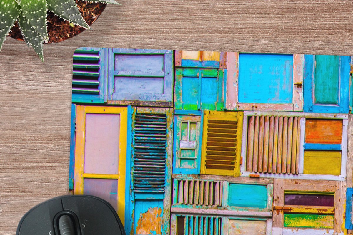 Muismat XXL 80x60 cm - Bureau onderlegger - Bureau mat Deuren - Blauw - Abstract - Architectuur - Neon - Bureaumat - Gaming mousepad xl - Bureaulegger groot - Computer deskmat