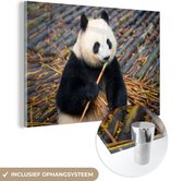 MuchoWow® Glasschilderij 120x80 cm - Schilderij acrylglas - Panda - Bamboe - Bladeren - Foto op glas - Schilderijen