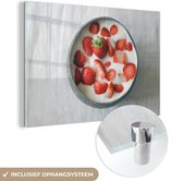 Fraises au yaourt en plexiglas 60x40 cm - Tirage photo sur Glas (décoration murale en plexiglas)