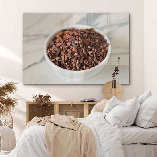 MuchoWow® Peinture sur verre 150x100 cm - Peinture sur verre acrylique - Fèves de cacao moulues dans une tasse en céramique sur une table en marbre - Photo sur verre - Peintures