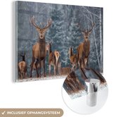 MuchoWow - Glasschilderij - Hert - Winter - Natuur - Wanddecoratie - Foto op glas - Acrylglas - 30x20 cm - Glasschilderij dieren - Muurdecoratie - Schilderij glas