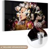 Glasschilderij vrouw - Bloemen - Wit - Rozen - Portret - Glas decoratie - Glasplaat - Foto op glas - Woonkamer decoratie - 160x80 cm - Glasschilderijen - Muurdecoratie glas - Slaapkamer