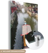 MuchoWow® Glasschilderij 60x80 cm - Schilderij acrylglas - Gondel door de wateren van Wuxi in China - Foto op glas - Schilderijen