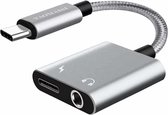 YAOMAISI Q17 12cm 2.4A-uitgang 3,5 mm vrouwelijk + USB-C / Type-C vrouwelijk naar USB-C / Type-C mannetje Opladen + Audio-adapter, voor Galaxy S8 & S8 + / LG G6 / Huawei P10 & P10 Plus / Oneplus 5 / Xiaomi Mi6 & Max 2 en andere smartphones (zilver)