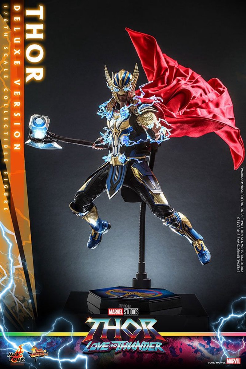 Hot Toys Thor Love and Thunder Figuur - Deluxe 1:6 Scale - 32 cm | bol