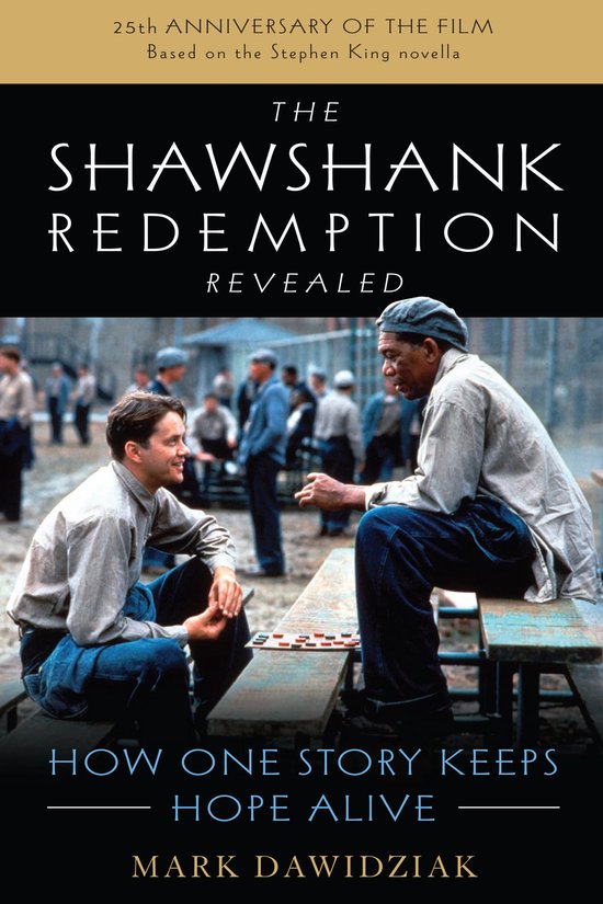 Boekomslag: Twee mannen zitten op een bankje, spelend met schaakstukken. Tekst: "THE SHAWSHANK REDEMPTION REVEALED".