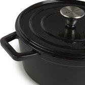 Bol.com Magnani Gietijzeren Braadpan - Ronde Sudderpan - Geëmailleerd Kookpot - Met Deksel en Handgrepen - Zwart - Anti-aanbak -... aanbieding