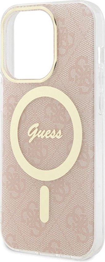 Coque rose à motif logo Guess, bordure dorée et anneau MagSafe.