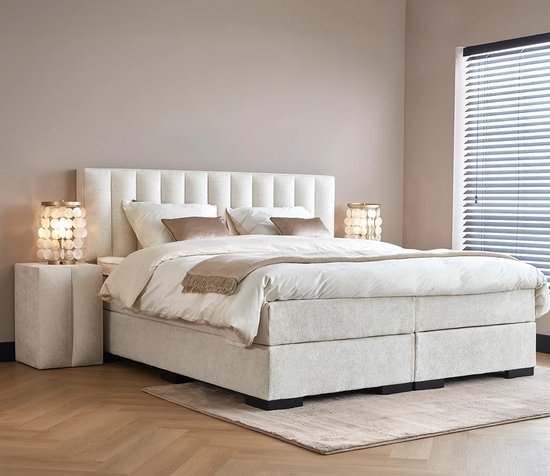 Beddenscout24 Boxspringbed - Amalia - 120x200cm - Wit Inclusief cm matras en topper