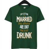 Am Getting Married | Vrijgezellenfeest Cadeau Man - Groom To Be Bachelor Party - Grappig Bruiloft En Bruidegom Bier Shirt - T-Shirt - Unisex - Bottle Green - Maat S