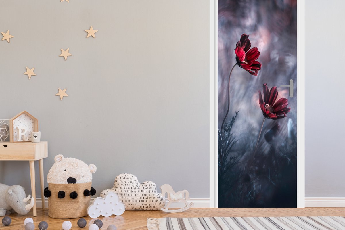 Deurposter 80x215 cm - Deursticker Bloemen - Rood - Planten - Natuur - Meubelfolie zelfkle