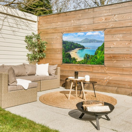 Tuinposter 90x60 cm - Tuindecoratie Strand - Zee - Eiland - Boom - Poster voor in de tuin - Buiten decoratie - Schutting tuinschilderij - Tuindoek muurdecoratie - Wanddecoratie balkondoek