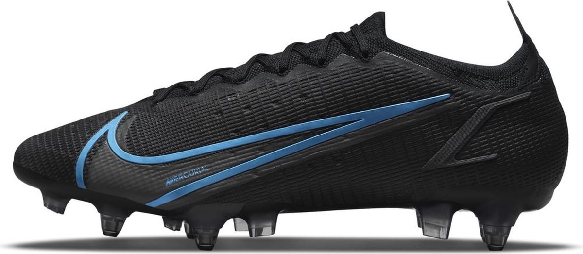 Zwarte Nike Mercurial Vapor Elite SG-PRO voetbalschoenen maat 41 met blauwe details en scherpe lijnen.