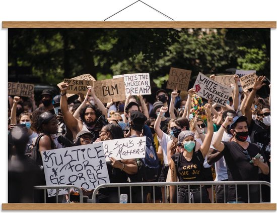 Schoolplaat – BLM Demonstratie met Borden - 90x60cm Foto op Textielposter (Wanddecoratie op Schoolplaat)