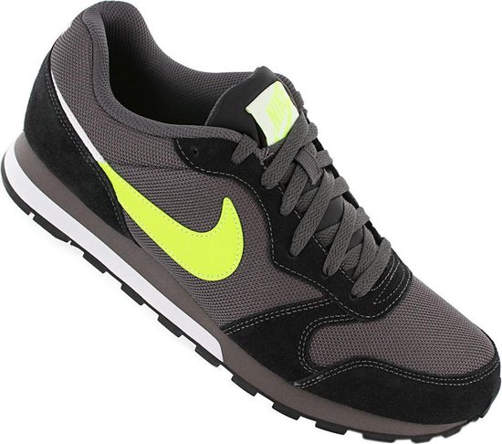Nike MD Runner 2 ES1 - Heren Sneakers sport casual schoenen Grijs CD5462-002  - Maat EU... | bol.com