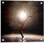Tuinposter – Ballet Meisje in de Regen - 50x50cm Foto op Tuinposter  (wanddecoratie voor buiten en binnen)