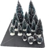 Kerstdorp onderdelen miniatuur set van 8x boompjes - Kerstdorpen landschap onderdelen - Kerstbomen