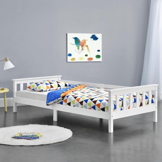 Product: Kinderbed met bedbodem en uitvalbeveiliging 90x200 cm wit, van het merk en.casa