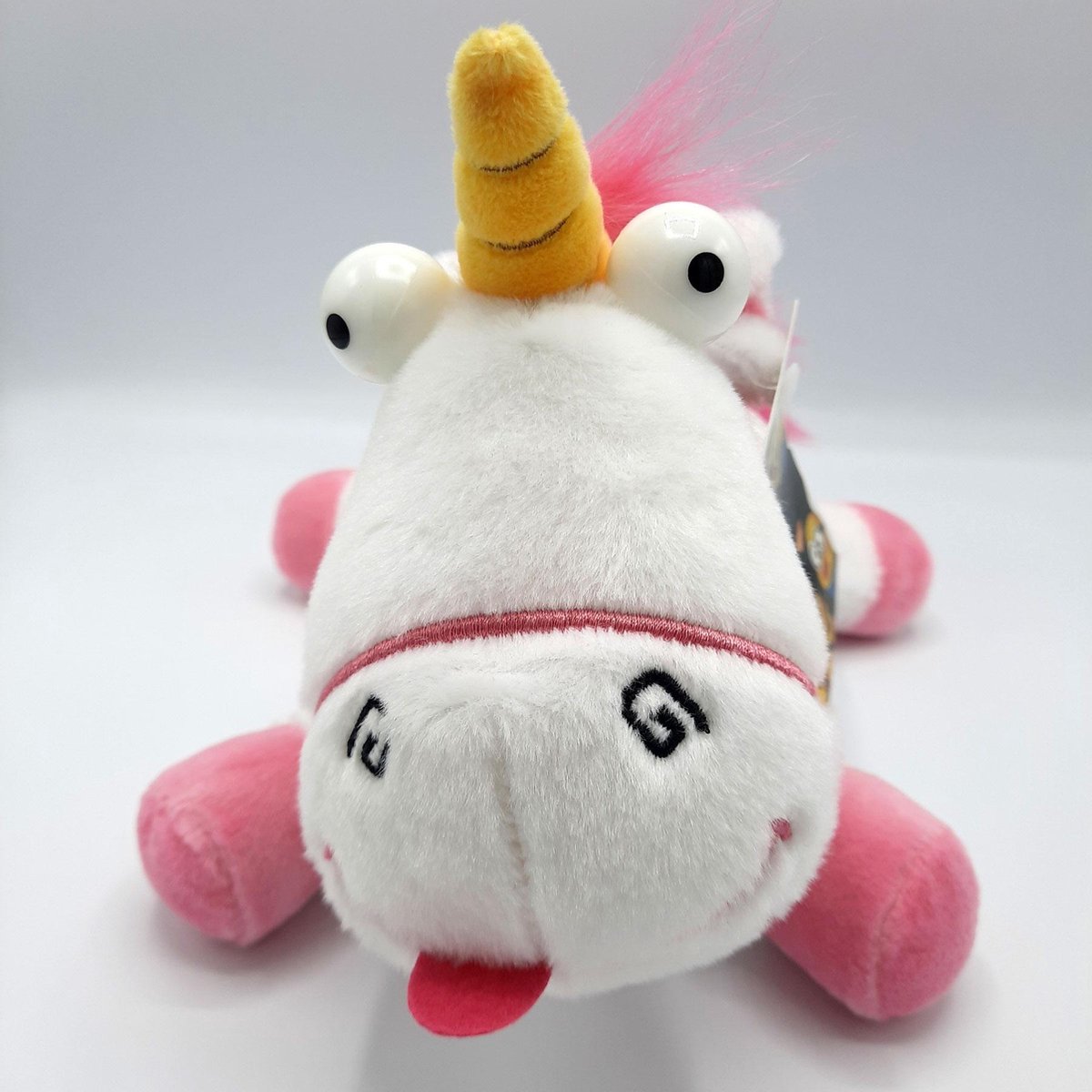 Despicable Me 3 - Fluffy Unicorn (liggend) - Pluche Knuffel - 28 cm |  bol.com